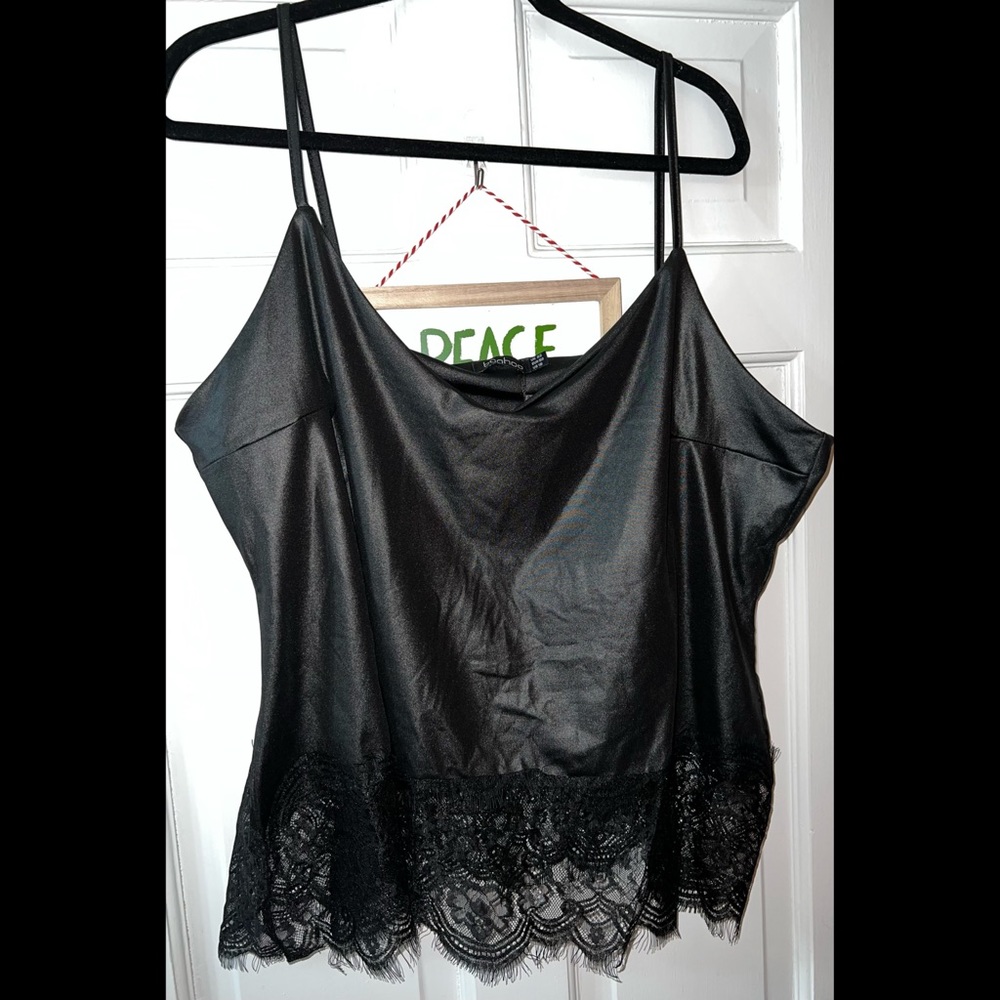 NWT Boohoo Plus Cami